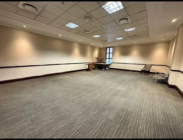 288M² OFFICE TO LET IN ROSEBANK